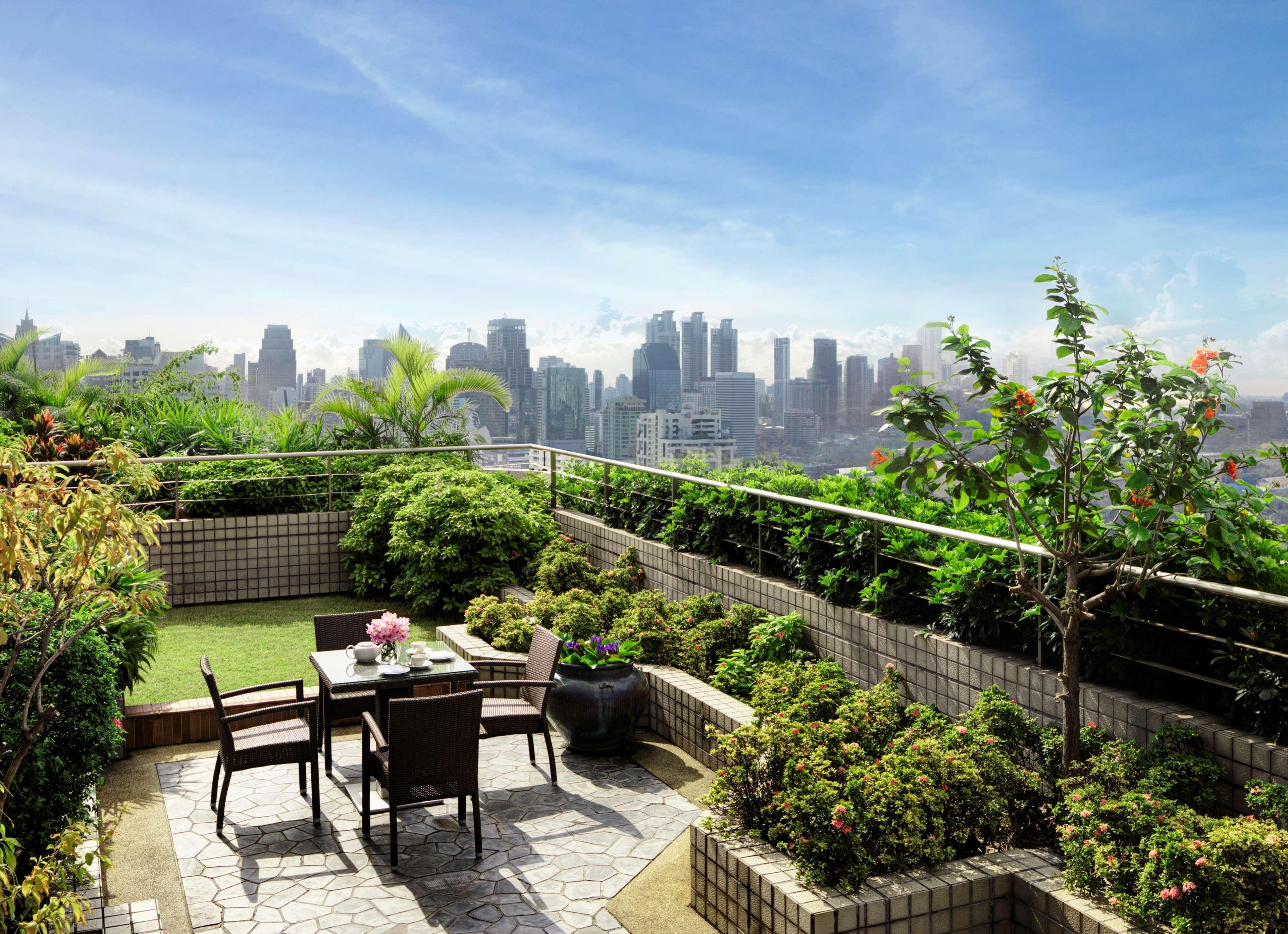 Conrad Bangkok Hotel Exterior photo