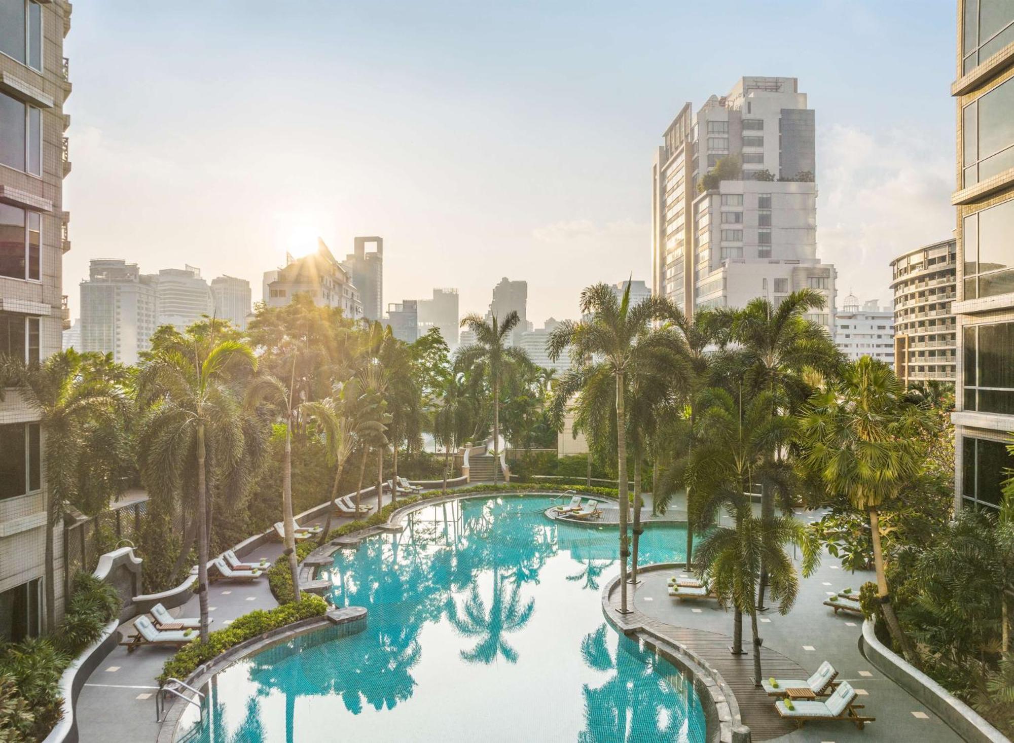 Conrad Bangkok Hotel Exterior photo